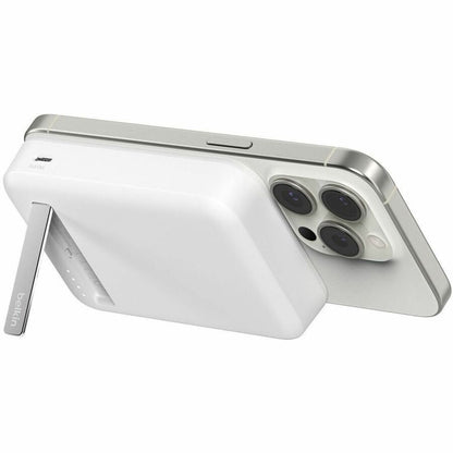 Belkin BoostCharge Pro Magnetic Power Bank with Qi2 15W 10K - BPD008btWH